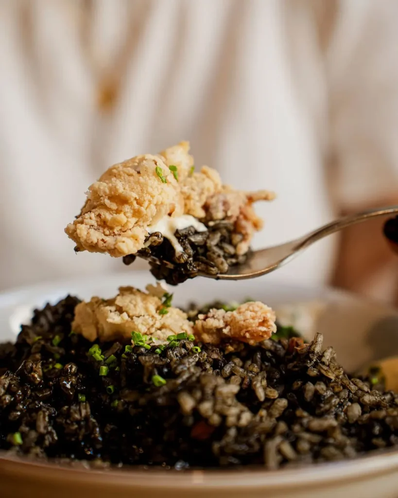 Arroz negro - La Cayetana de Sevilla